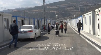 Nurdağı konteyner kentinde yaralar sarılıyor