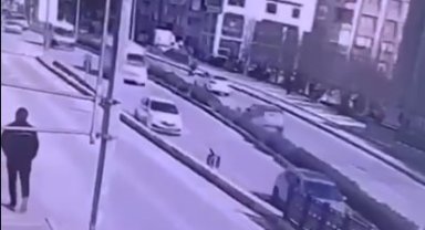 Okul bahçesine düşen aracın kamera görüntüleri ortaya çıktı