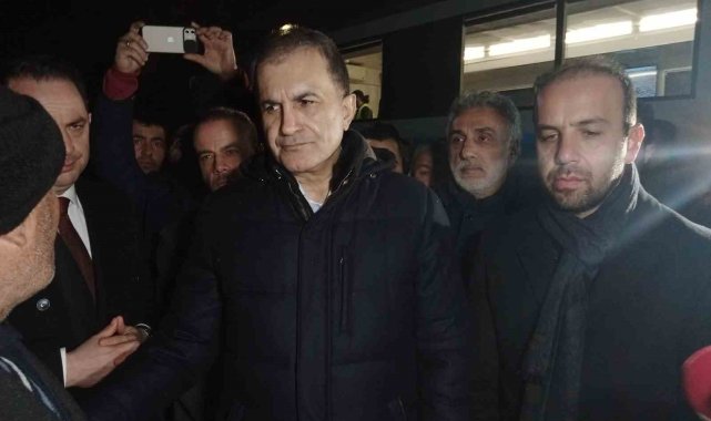 Ömer Çelik: "En büyük arzumuz, temennimiz enkaz altındaki canlarımıza sağ salim kavuşmak"