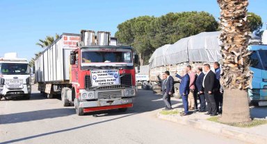 Salihli Belediyesi'nden deprem bölgesine 6 tır yardım