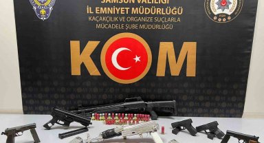 Samsun'da silah operasyonunda 1 Kalaşnikof ve 5 tabanca ele geçirildi: 2 gözaltı