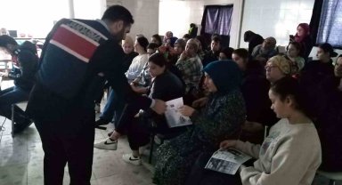 Sinop'ta "En İyi Narkotik Polisi Anne" eğitimi