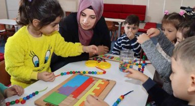 Sivas'ta minik depremzedeler için anasınıfı oluşturuldu