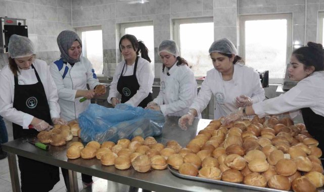 Tatvan'da 5 bin öğrenciye ücretsiz yemek hizmeti