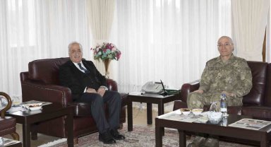 Tümgeneral Fedai Ünsal'dan Rektör Çomaklı'ya iade-i ziyaret