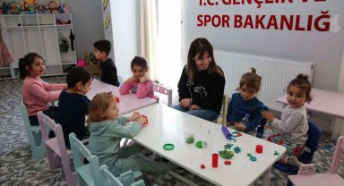 Tunceli'de depremzede öğrenciler için sınıf açıldı