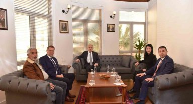 Vali Karadeniz'den yardım seferberliğine destek veren kurumlara teşekkür
