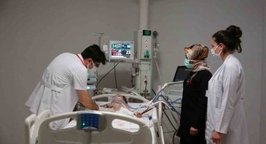 Van'daki 'Çocuk Yoğun Bakım Ünitesi' bölge illerine hizmet veriyor