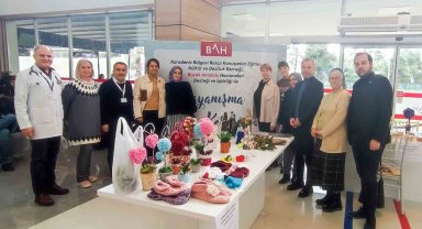 Yardım etkinliğinin geliri depremzede çocuklara