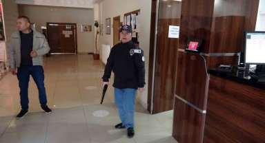 Askerlik hayali kuran depremzede down sendromlu genci güvenlik görevlisi yaparak mutlu ettiler