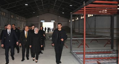 Bakan Kirişci, TMO misafirhanesinde ağırlanan depremzedelerle bir araya geldi