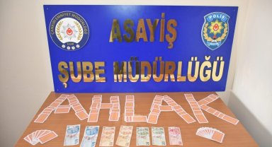 Çankırı'da kumar oynayan şahıslara suçüstü baskın