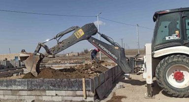 Ereğli Belediyesi depremde hasar gören evin yenisini yapıyor