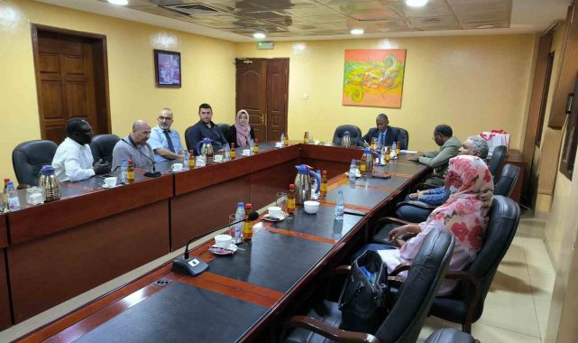 Görme engelli üniversite personeli Erasmus projesi ile Sudan'a gitti