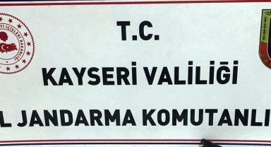 Hırsızlar jandarmadan kaçamadı
