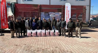 Hüyüklü çiftçilere sertifikalı nohut tohumu desteği
