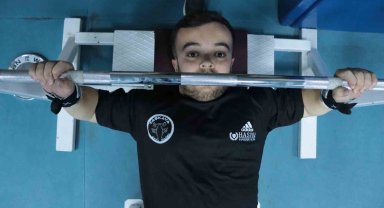 Lokantada yemek yerken keşfedildi, Türkiye şampiyonu oldu