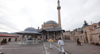 Nevşehir'de camiler gül kokacak