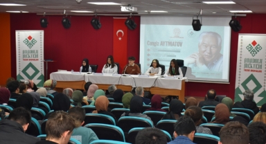 Öğrenciler, Bozkırın Bilgesi Cengiz Aytmatov'u Anlattılar