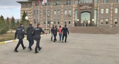 Oto fareleri, 300 saatlik kaydın incelenmesi ile yakalandı