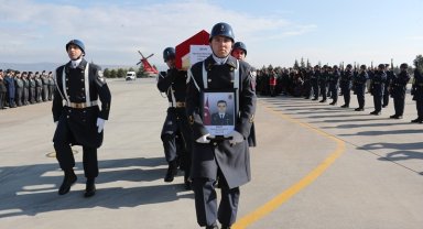 Şehit Adalıoğlu'nun naaşı Eskişehir'e ulaştı