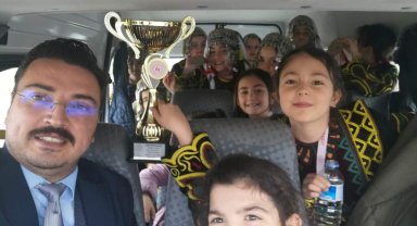 Tomarza Zekiye Canpolat İlkokulu Folklor Yarışmasında Birinci Oldu