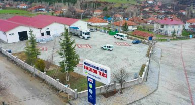 Üretilip paketlenen ilk ürünler deprem bölgesine gönderilecek