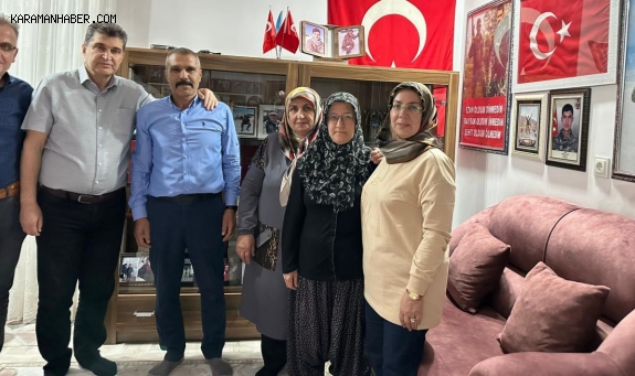 AK Parti’den şehit ailesine ziyaret
