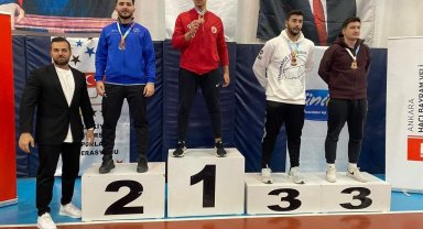 Anadolu Üniversiteli sporculardan ÜNİLİG Karate Türkiye Şampiyonası'nda büyük başarı