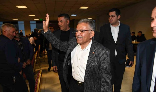 Bakan Akar ve Başkan Büyükkılıç'tan ilçelere çıkarma
