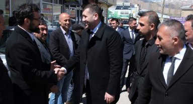 Baki Ersoy Sarız'da vatandaşlarla buluştu