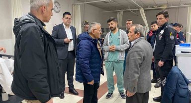 Başkan Büyükkılıç, trafik kazasında yaralanan vatandaşları ziyaret etti