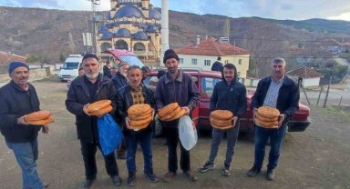 Bu gelenek sayesinde pide girmeyen ev kalmıyor