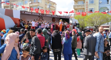 Çocuklar Belediyenin 23 Nisan Şenliğinde Buluştu