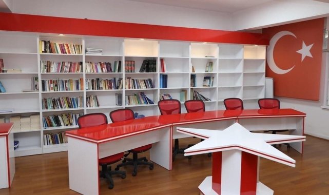 Depremde hayatını kaybeden Akademisyenin Adı Kütüphanede yaşayacak