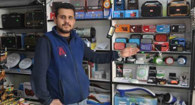Depremden sonra fener ve radyo satışları arttı