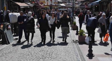 Eskişehir'e adeta yaz erken geldi
