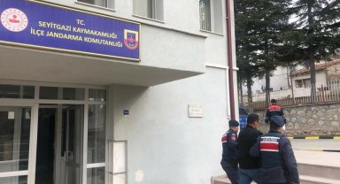 Farklı suçlardan kaydı bulunan şahıslar jandarma tarafından yakalandı