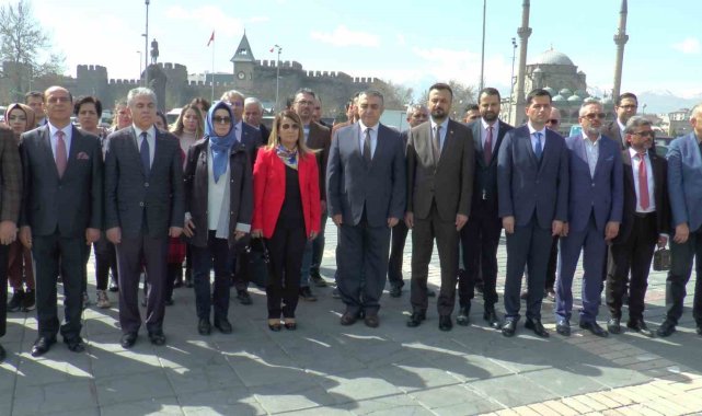 İl Kültür ve Turizm Müdürü Dursun: "Soğanlı'da yapılan çalışmalarla ziyaretçi sayımız geçen yıla göre çok artmaya başladı"