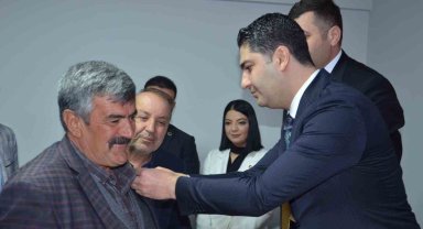 İYİ Parti'den 200 kişi MHP'ye katıldı