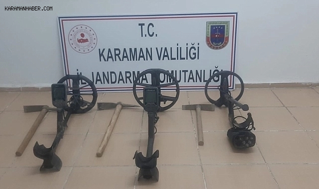 Kaçak kazı yapan defineciler suçüstü yakalandı