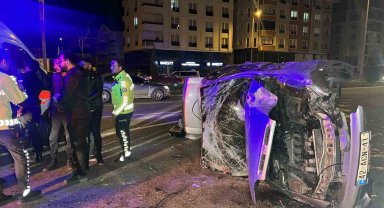 Nevşehir'de kontrolden çıkan araç takla attı: 4 yaralı
