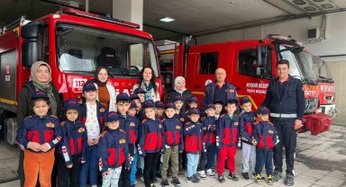 Nevşehir'de öğrenciler itfaiyeyi gezdi