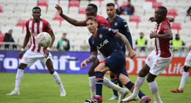 Spor Toto Süper Lig: DG Sivasspor: 1- Medipol Başakşehir: 1