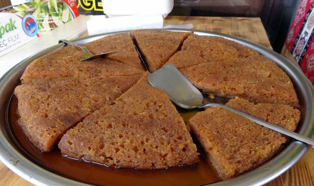 Yozgat'ta ekmek kadayıfı iftar sofralarını süslüyor