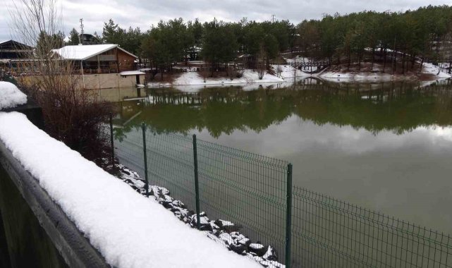 Yozgat'ta Nisan ayında kar etkili oldu