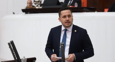Hesapsız Vaatlerle Değil; Emeklerle Eserlerle Ayağımızı Yere Basarak Yürüyoruz