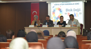KMÜ’DE OTİZM FARKINDALIK GÜNÜ’ KONULU PANEL DÜZENLENDİ
