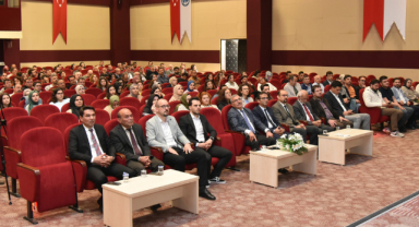 HER ŞEY BİR GENCİ KAZANMAKLA BAŞLAR