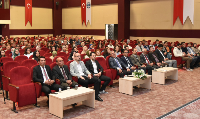 HER ŞEY BİR GENCİ KAZANMAKLA BAŞLAR